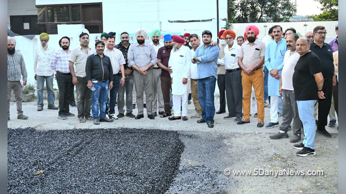 Karamjit Singh Rintu, Chairman Improvement Trust Amritsar, Amritsar, AAP, Aam Aadmi Party, Aam Aadmi Party Punjab, AAP Punjab