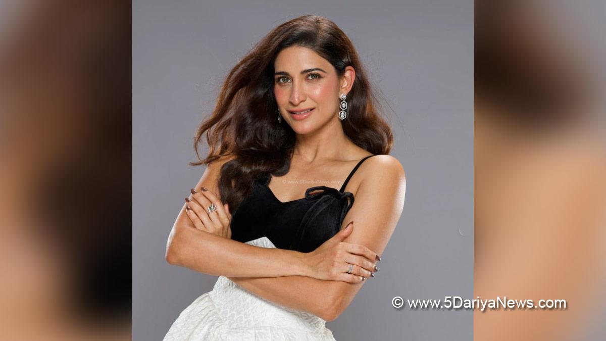 Bollywood, Entertainment, Mumbai, Actress, Cinema, Hindi Films, Movie, Mumbai News, Heroine, Aahana S Kumra, Purab Kohli, Putul