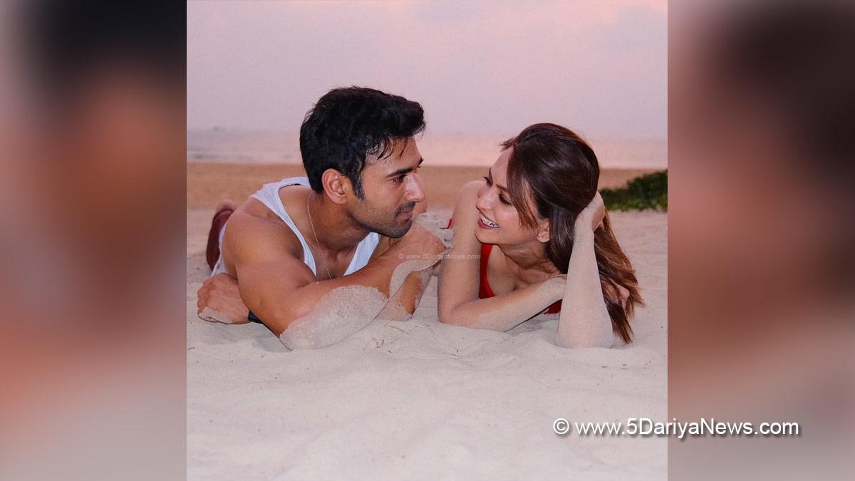 Kriti Kharbanda, Bollywood, Entertainment, Mumbai, Actress, Cinema, Hindi Films, Movie, Mumbai News, Heroine, Pulkit Samrat