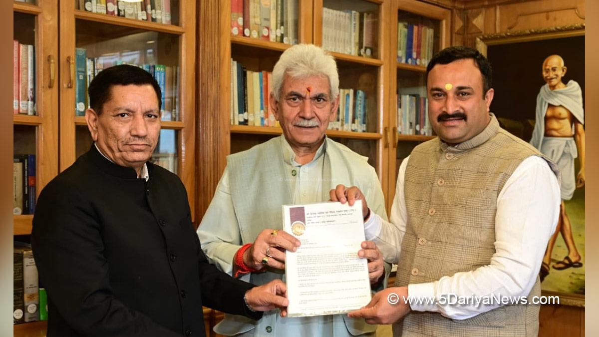 Manoj Sinha, Lieutenant Governor JK, Raj Bhavan, Jammu, Srinagar, Kashmir, Jammu And Kashmir, Mahant Rohit Shastri, Kailakh Jyotish and Vedic Sansthan Trust