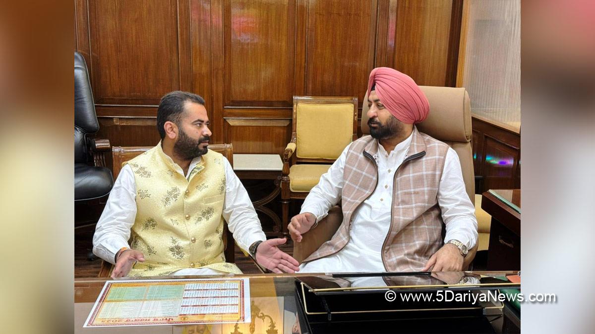 Narinder Pal Singh Sawna, Fazilka, AAP, Aam Aadmi Party, Aam Aadmi Party Punjab, AAP Punjab, Hardeep Singh Mundian