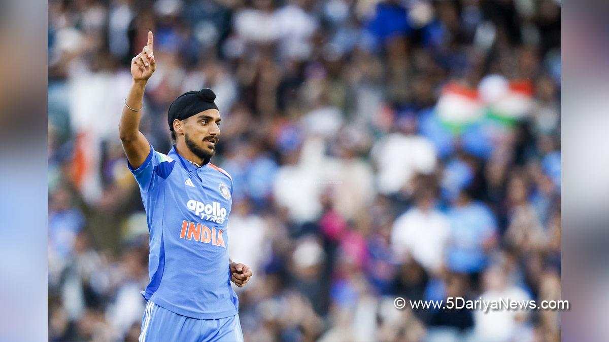 Sports News, Cricket, Cricketer, Player, Bowler, Batsman, Arshdeep Singh, Parthiv Patel