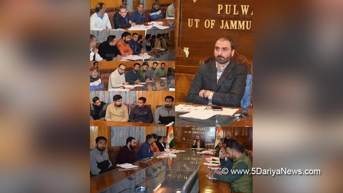 Dr Basharat Qayoom, Pulwama, Deputy Commissioner Pulwama, Kashmir, Jammu And Kashmir, Jammu, District Administration Pulwama, Revamped Distribution Sector Scheme, RDSS