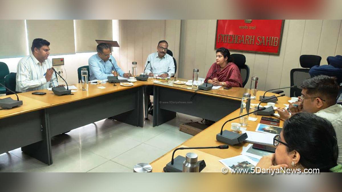 Dr Sona Thind, DC Fatehgarh Sahib, Fatehgarh Sahib, Deputy Commissioner Fatehgarh Sahib 