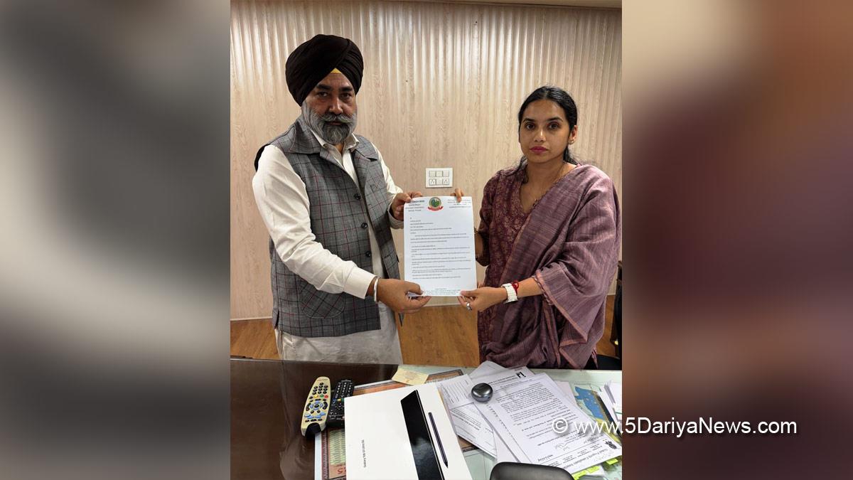 Kuljit Singh Bedi, Mohali Municipal Corporation, Sahibzada Ajit Singh Nagar, Punjab Pradesh Congress Committee, Congress, Punjab Congress, Sakshi Sahni