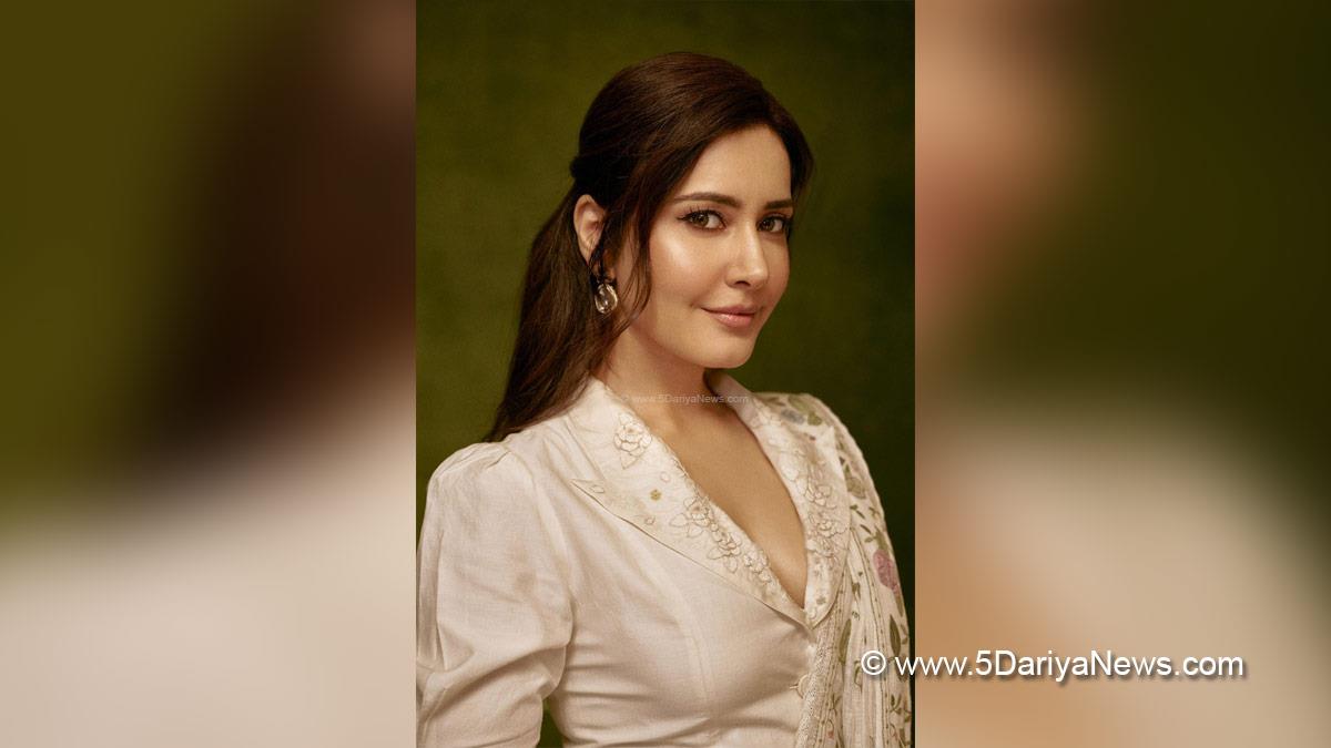 Raashii Khanna, Raashi Khanna, Bollywood, Entertainment, Mumbai, Actress, Cinema, Hindi Films, Movie, Mumbai News, Heroine