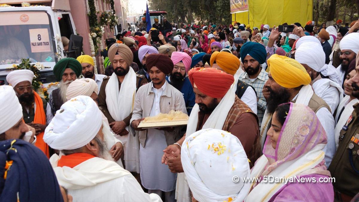 Ranbir Singh Bhullar, Ferozepur, AAP, Aam Aadmi Party, Aam Aadmi Party Punjab, AAP Punjab, Rajneesh Kumar Dahiya, Deepshikha Sharma, DC Ferozepur, Deputy Commissioner Ferozepur, Ferozepur