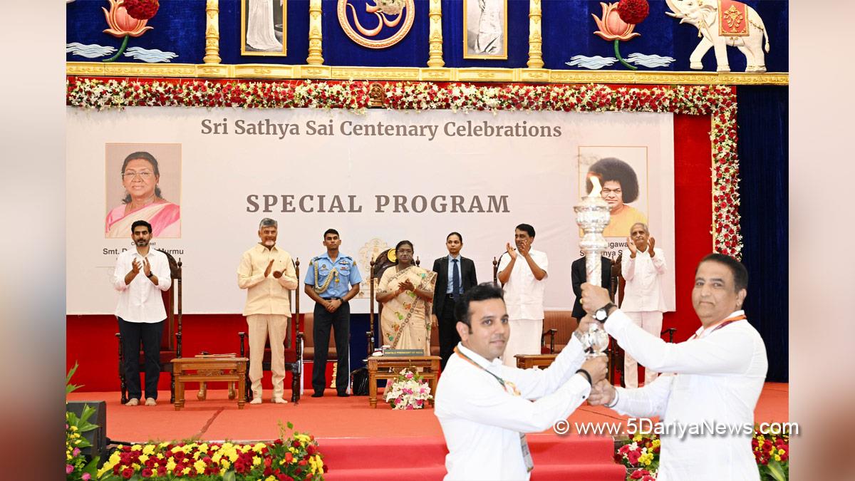 Droupadi Murmu, President of India, President, Indian President, Rashtrapati, N Chandrababu Naidu, Nara Chandrababu Naidu, Vijayawada, Andhra Pradesh, Telugu Desam Party, TDP, Sri Sathya Sai Baba