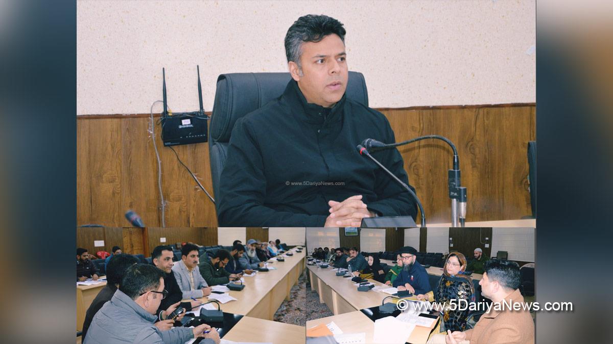 Dr Bilal Mohi Ud Din Bhat, Budgam, Deputy Commissioner Budgam, DC Budgam, Kashmir, Jammu And Kashmir, Jammu, District Administration Budgam, District Level Aadhaar Monitoring Committee, DLAMC