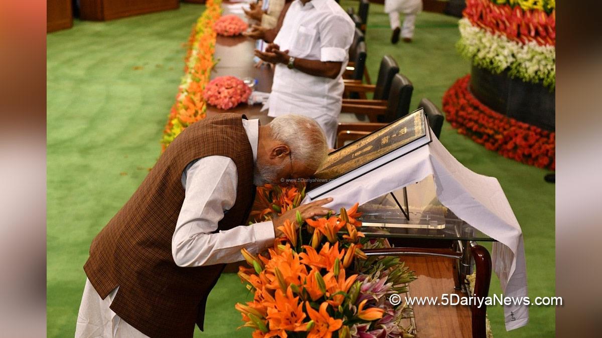 Narendra Modi, Modi, BJP, Bharatiya Janata Party, Prime Minister of India, Prime Minister, Narendra Damodardas Modi, Constitution Day