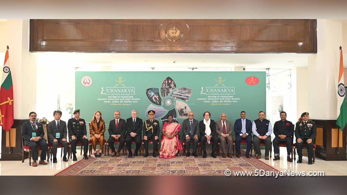 Droupadi Murmu, President of India, President, Indian President, Rashtrapati, Military, Indian Army, General Upendra Dwivedi, Chief of the Army Staff, Chanakya Defence Dialogue 2025