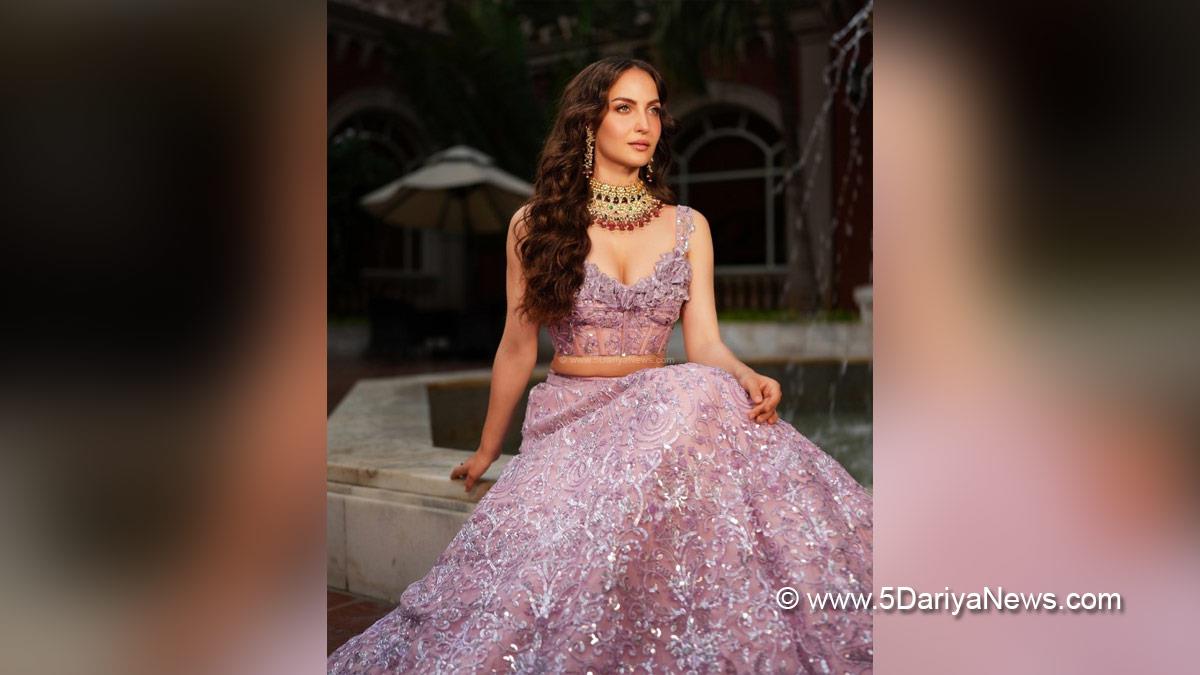 Elli AvrRam, Bollywood, Entertainment, Mumbai, Actress, Cinema, Hindi Films, Movie, Mumbai News, Heroine
