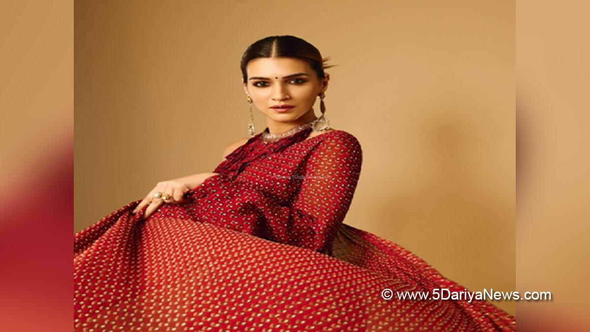 Kriti Sanon, Bollywood, Entertainment, Mumbai, Actress, Cinema, Hindi Films, Movie, Mumbai News, Heroine, Tere Ishq Mein