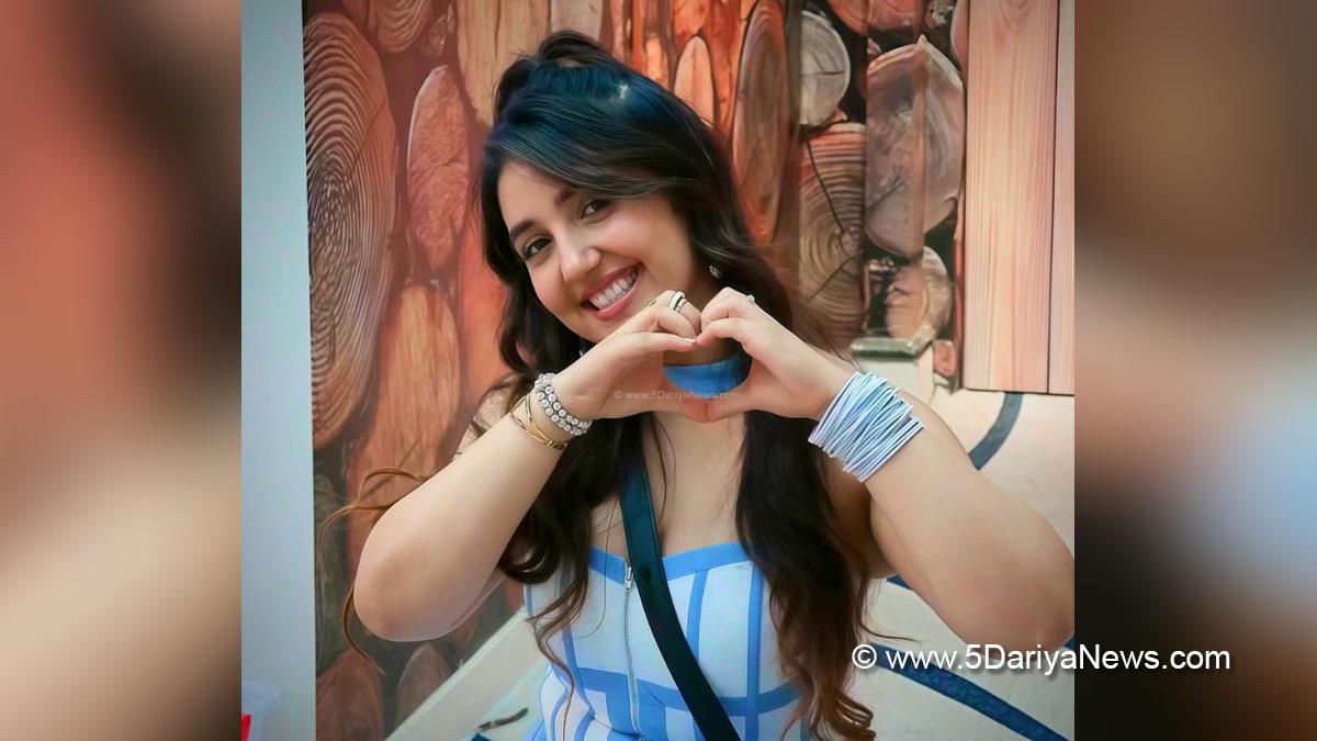 Bigg Boss, TV, Television, Entertainment, Mumbai, Actor, Actress, Mumbai News, Bigg Boss 19, 19th Season of Bigg Boss, Ashnoor Kaur, Malti Chahar