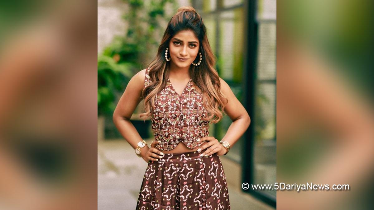 Tollywood, Entertainment, Actor, Actress, Cinema, Movie, Telugu Films, Dimple Hayathi