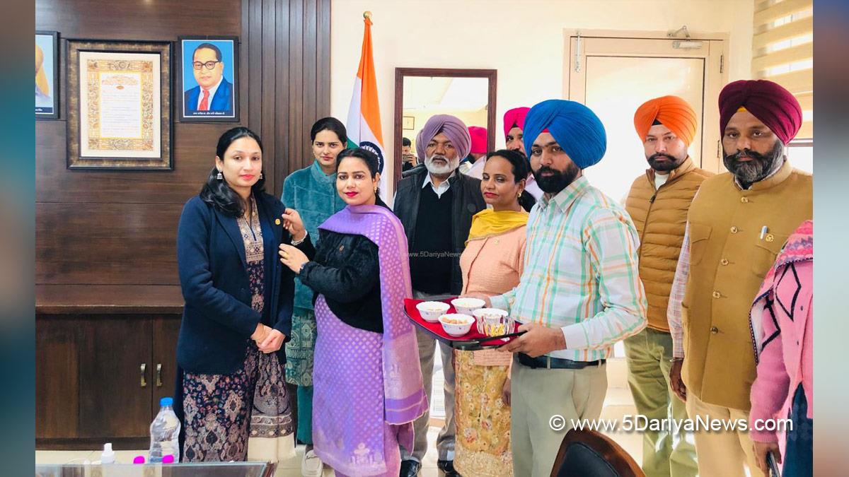 Komal Mittal, DC Mohali, Deputy Commissioner Mohali, SAS Nagar, SAS Nagar Mohali, Mohali, Sahibzada Ajit Singh Nagar, Armed Forces Flag Day