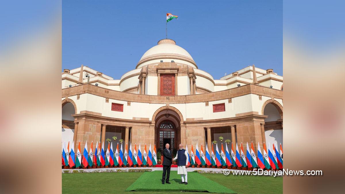 Narendra Modi, Modi, BJP, Bharatiya Janata Party, Prime Minister of India, Prime Minister, Narendra Damodardas Modi, Vladimir Putin, Russian President, Moscow, Russian, Russia, World News