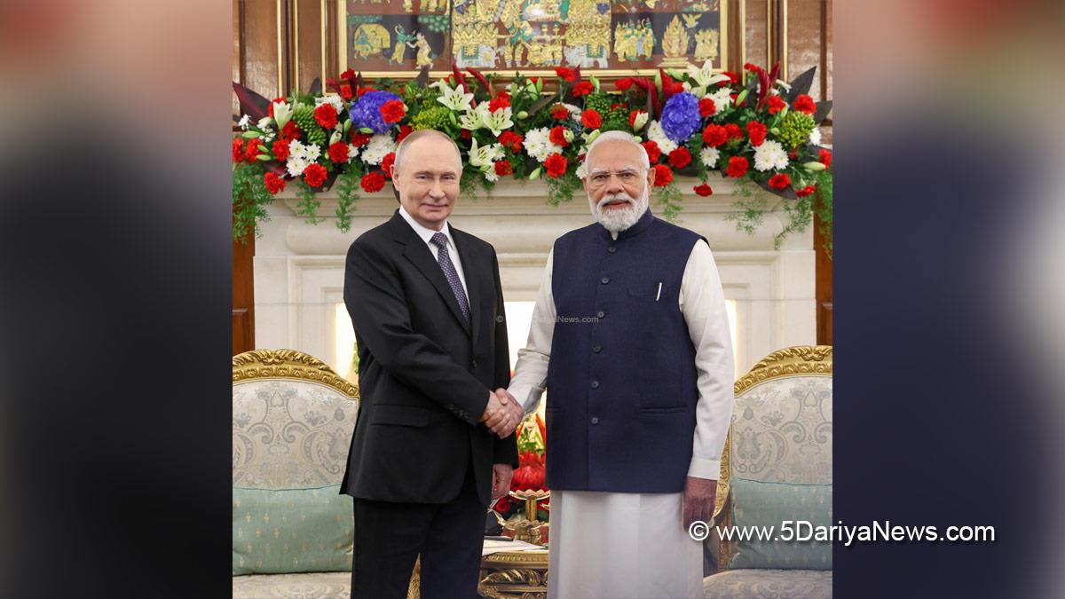Narendra Modi, Modi, BJP, Bharatiya Janata Party, Prime Minister of India, Prime Minister, Narendra Damodardas Modi, Vladimir Putin, Russian President, Moscow, Russian, Russia, World News