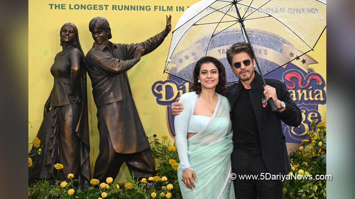 Shah Rukh Khan, Shahrukh Khan, Bollywood, Entertainment, Mumbai, Actor, Cinema, Hindi Films, Movie, Mumbai News, Kajol