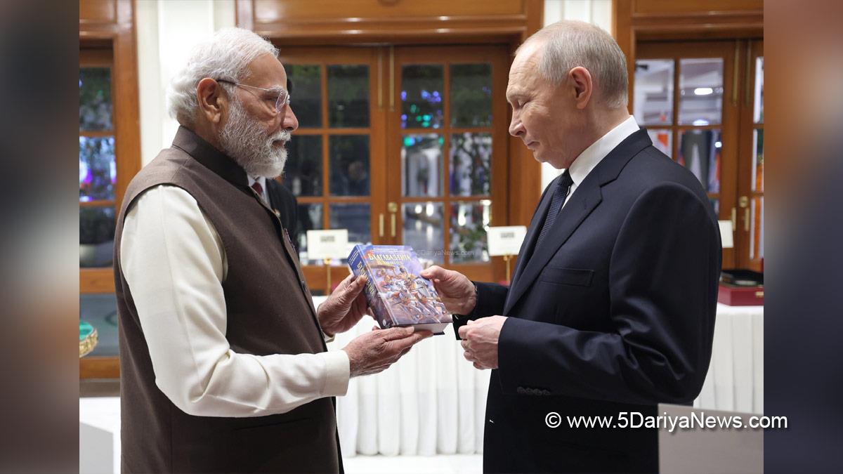 Narendra Modi, Modi, BJP, Bharatiya Janata Party, Prime Minister of India, Prime Minister, Narendra Damodardas Modi, Vladimir Putin, Russian President, Moscow, Russian, Russia, World News