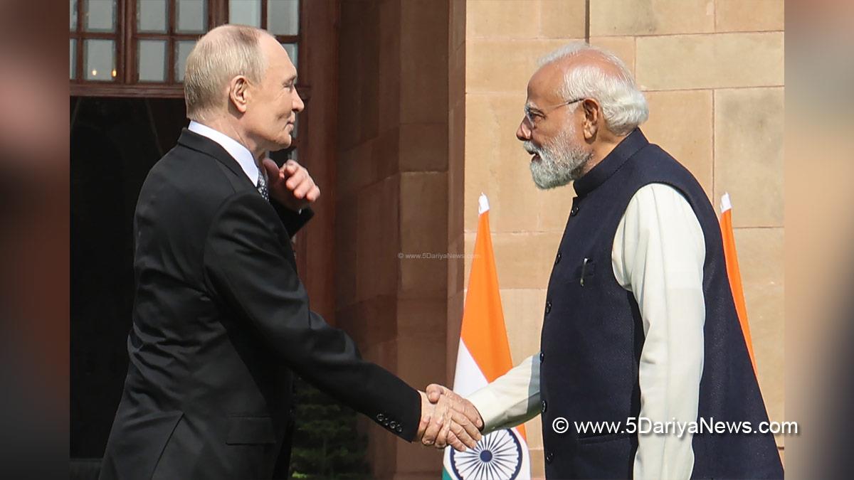 Narendra Modi, Modi, BJP, Bharatiya Janata Party, Prime Minister of India, Prime Minister, Narendra Damodardas Modi, Vladimir Putin, Russian President, Moscow, Russian, Russia, World News