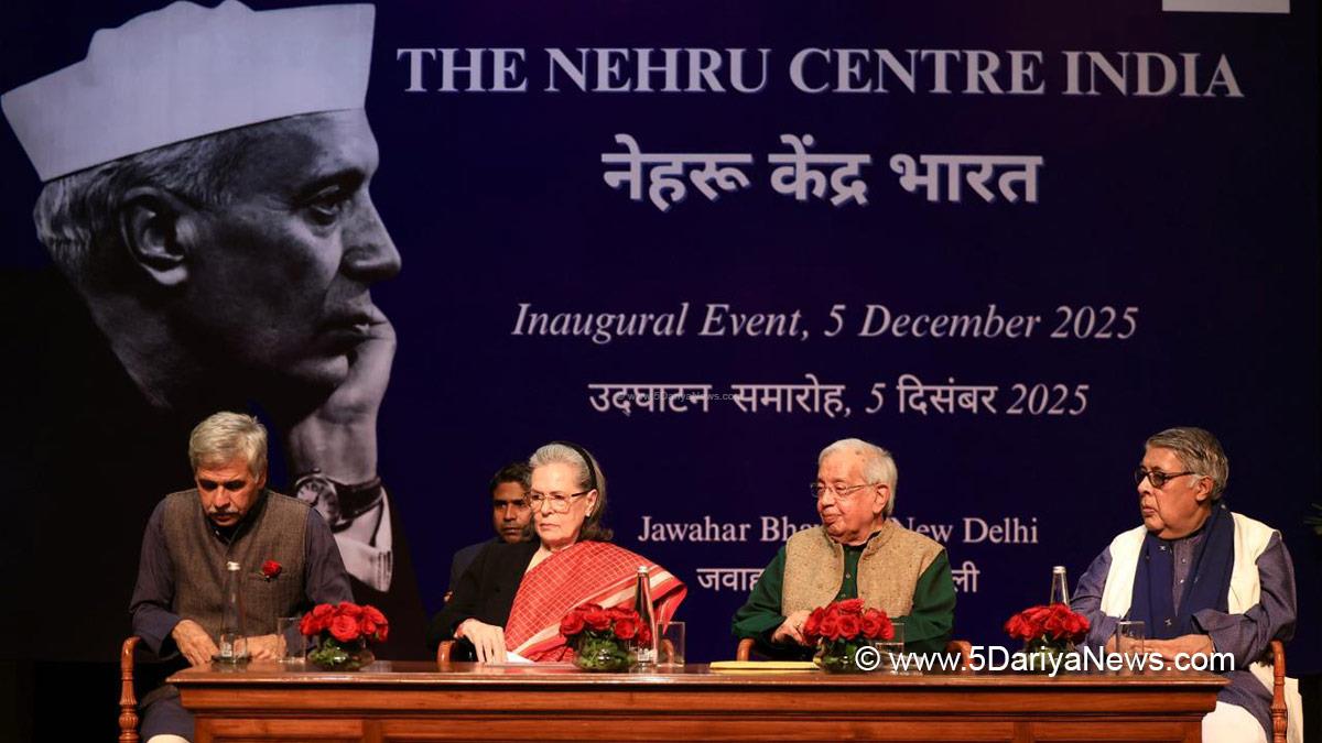 Sonia Gandhi, Indian National Congress, Congress, All India Congress Committee