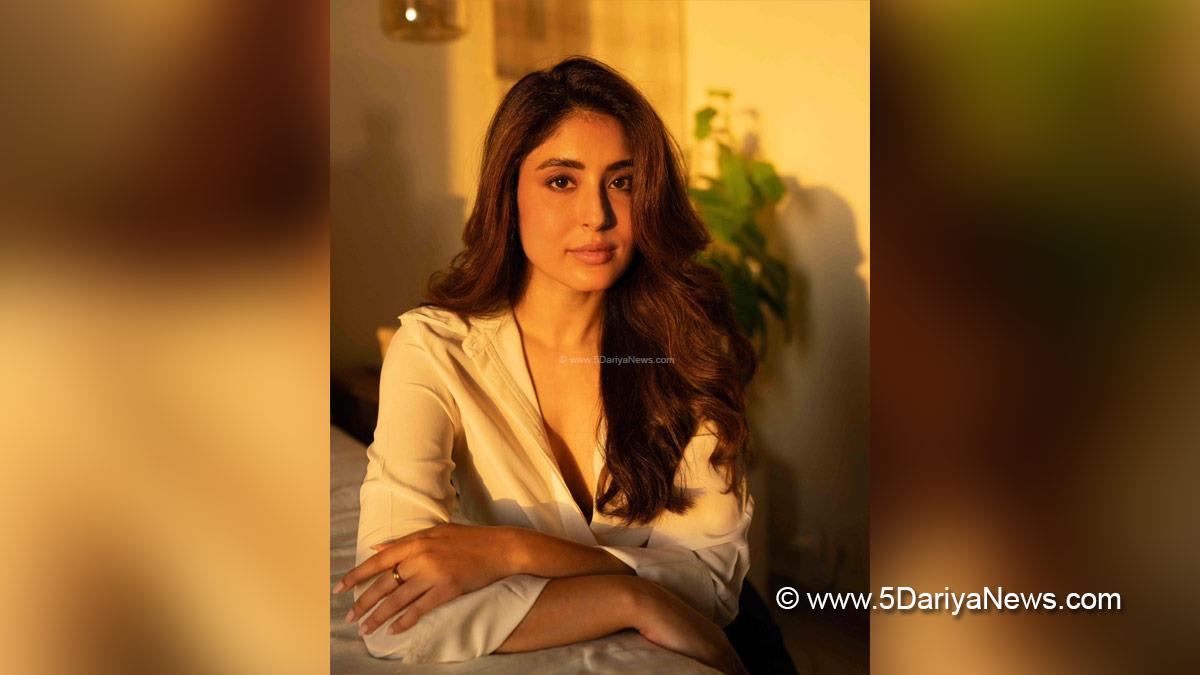 Kritika Kamra, Bollywood, Entertainment, Mumbai, Actress, Cinema, Hindi Films, Movie, Mumbai News, Heroine