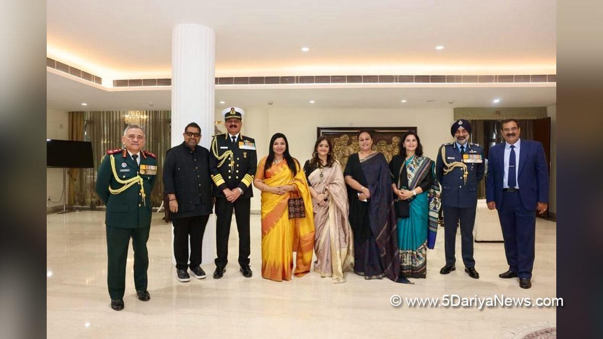Music, Entertainment, Mumbai, Singer, Song, Mumbai News, Shankar Mahadevan, Military, General Upendra Dwivedi, Indian Army, Chief of the Army Staff, Indian Navy, Indian Navy Chief, Admiral Dinesh K Tripathi, Indian Air Force, Chief of the Air Staff, Air Chief Marshal AP Singh
