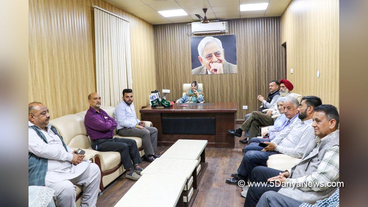 Mehbooba Mufti, Peoples Democratic Party, PDP, Srinagar, Kashmir, Jammu And Kashmir, Jammu