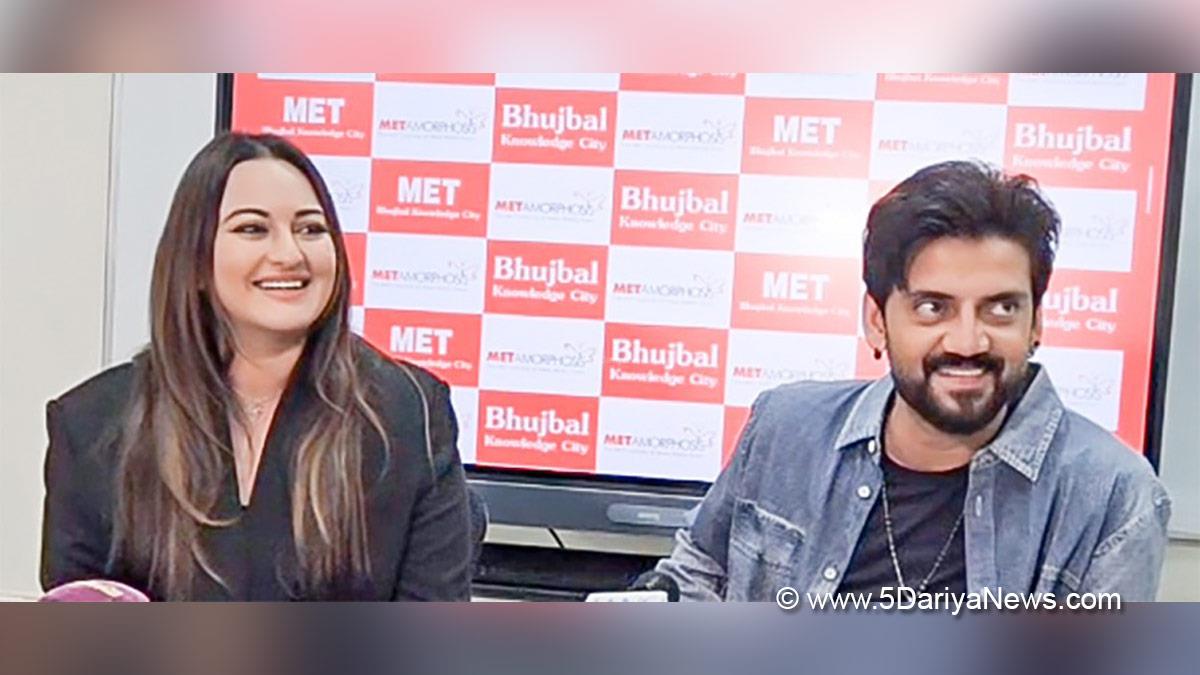 Sonakshi Sinha, Bollywood, Entertainment, Mumbai, Actress, Cinema, Hindi Films, Movie, Mumbai News, Zaheer Iqbal