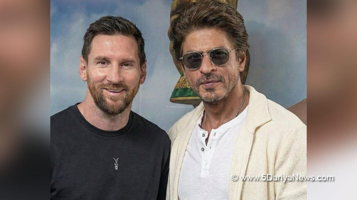 Shah Rukh Khan, Shahrukh Khan, Bollywood, Entertainment, Mumbai, Actor, Cinema, Hindi Films, Movie, Mumbai News, Sports News, Football, Lionel Messi