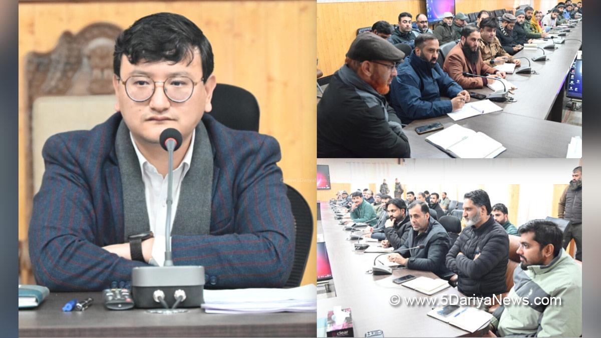 Minga Sherpa, Baramulla, DC Baramulla, Deputy Commissioner Baramulla, Kashmir, Jammu And Kashmir, Jammu, District Administration Baramulla, Good Governance Week, Good Governance Week 2025, Prashasan Gaon Ki Ore