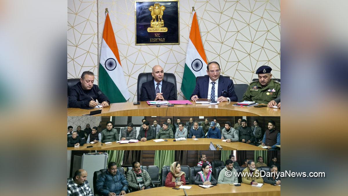Pankaj Kumar Sharma, Kishtwar, DC Kishtwar, Deputy Commissioner Kishtwar, Kashmir, Jammu And Kashmir, Jammu, District Administration Kishtwar, Good Governance Week, Prashasan Gaon Ki Ore