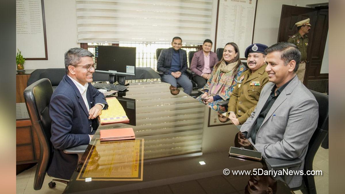 Himanshu Aggarwal, Dr Himanshu Aggarwal, DC Jalandhar, Jalandhar, Deputy Commissioner Jalandhar, Ramvir Singh, Divisional Commissioner Of Jalandhar