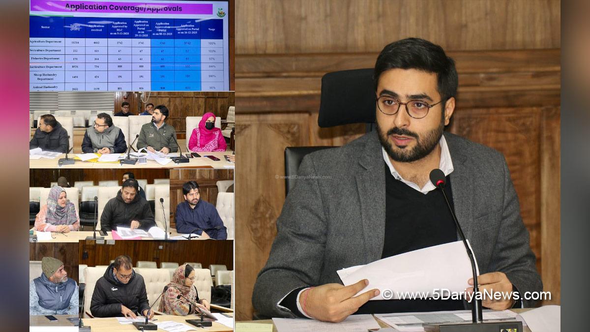 Akshay Labroo, Srinagar, Deputy Commissioner Srinagar, Kashmir, Jammu And Kashmir, District Administration Srinagar, Holistic Agriculture Development Programme, HADP