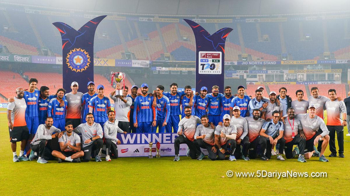 Suryakumar Yadav, Sports News, Cricket, Cricketer, Player, Bowler, Batsman, Tilak Varma, Hardik Pandya, Jasprit Bumrah, Varun Chakaravarthy