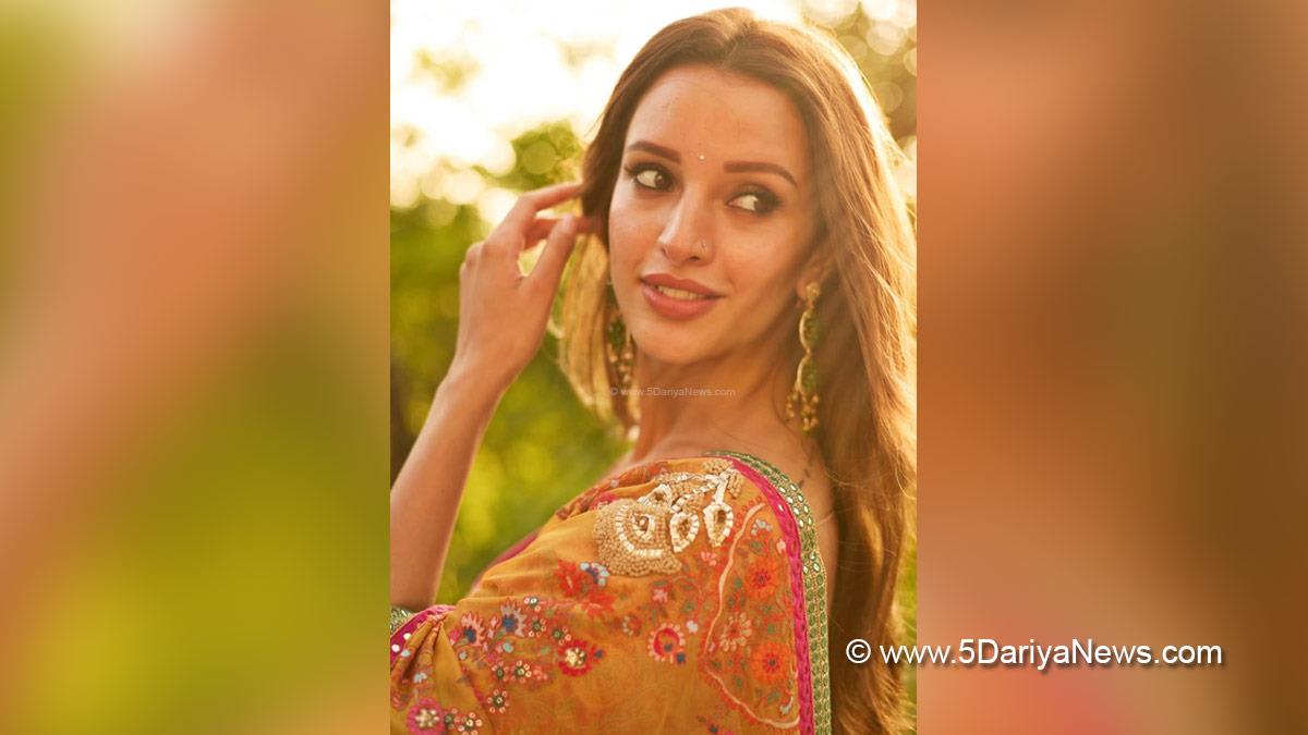 Triptii Dimri, Bollywood, Entertainment, Mumbai, Actress, Cinema, Hindi Films, Movie, Mumbai News, Heroine