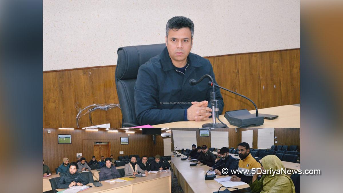 Dr Bilal Mohi Ud Din Bhat, Budgam, Deputy Commissioner Budgam, DC Budgam, Kashmir, Jammu And Kashmir, Jammu, District Administration Budgam, District Level Implementation Committee, DLIC, Mission YUVA