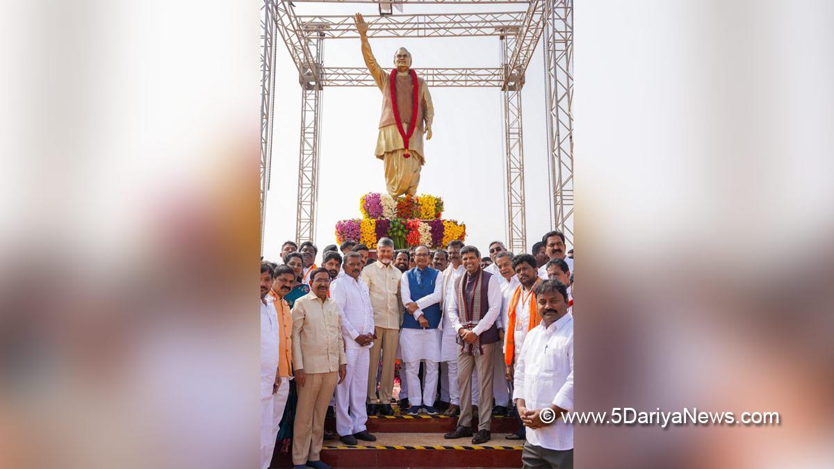 N Chandrababu Naidu, Nara Chandrababu Naidu, Chief Minister of Andhra Pradesh, Andhra Pradesh, Telugu Desam Party, TDP, Shivraj Singh Chouhan, Shivraj Chauhan, Dr Chandra Shekhar Pemmasani, Dr Pemmasani Chandra Sekhar, Chandra S Pemmasani