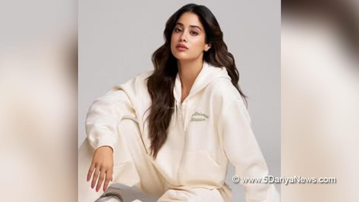 Janhvi Kapoor, Bollywood, Entertainment, Mumbai, Actress, Cinema, Hindi Films, Movie, Mumbai News, Heroine