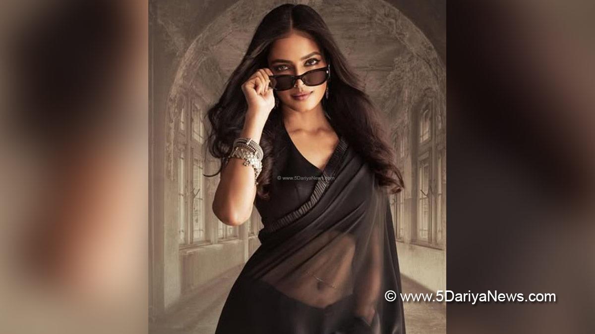 Tollywood, Entertainment, Actor, Actress, Cinema, Movie, Telugu Films, Malavika Mohanan, Vijay Thalapathy
