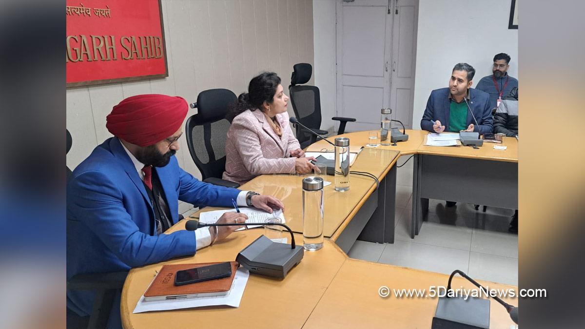 Dr Sona Thind, DC Fatehgarh Sahib, Fatehgarh Sahib, Deputy Commissioner Fatehgarh Sahib 