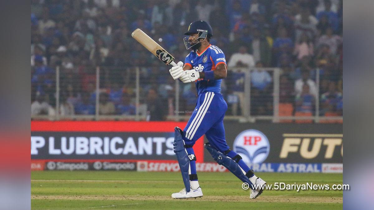 Sports News, Cricket, Cricketer, Player, Bowler, Batsman, Hardik Pandya, Vijay Hazare Trophy