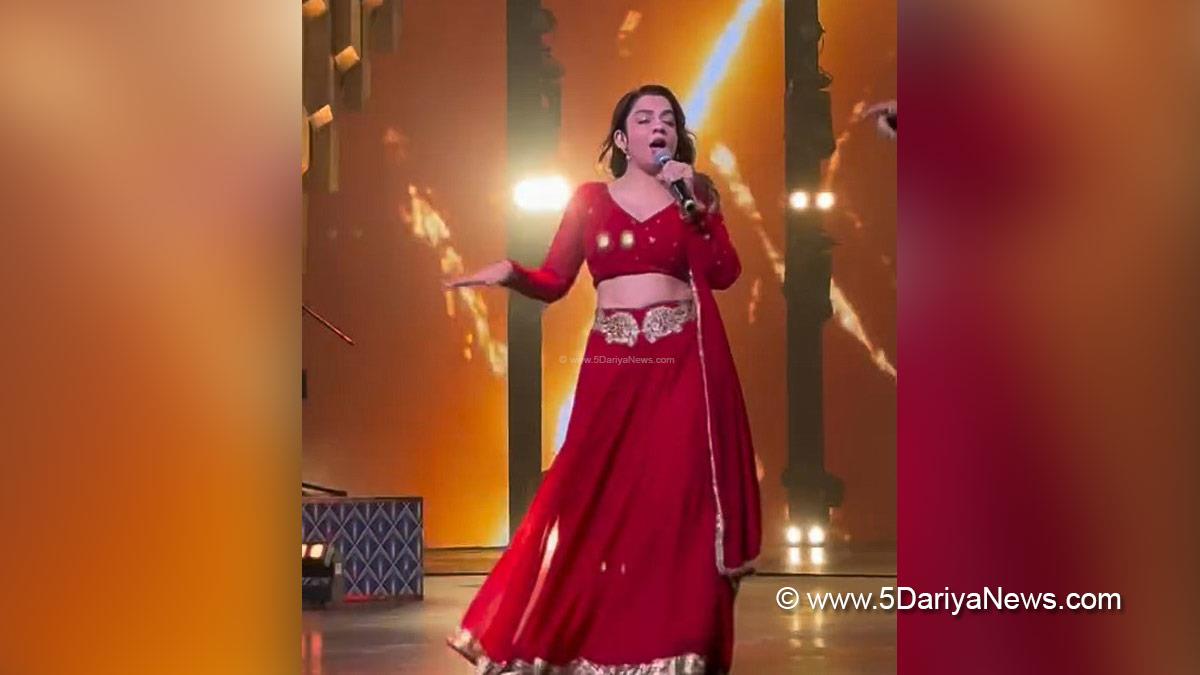 Music, Entertainment, Mumbai, Singer, Song, Mumbai News, Jasmine Sandlas