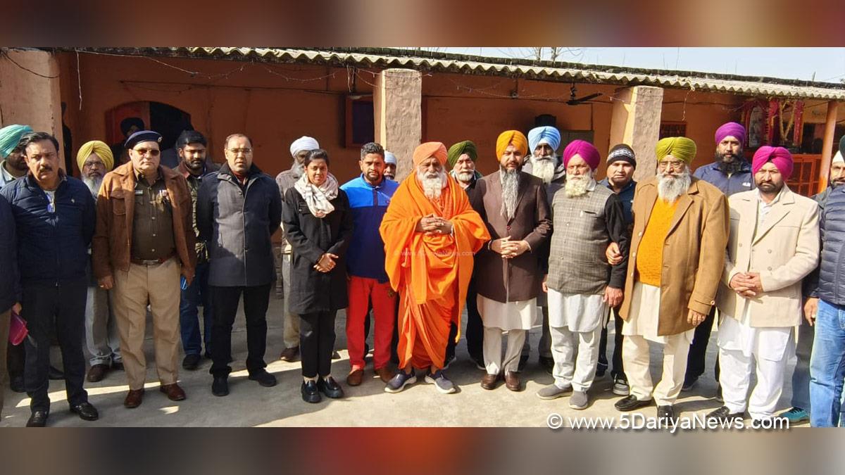 Sant Balbir Singh Seechewal, AAP, Aam Aadmi Party, Aam Aadmi Party Punjab, AAP Punjab, Karambir Singh Ghuman, Aashika Jain, DC Hoshiarpur, Deputy Commissioner Hoshiarpur, Hoshiarpur