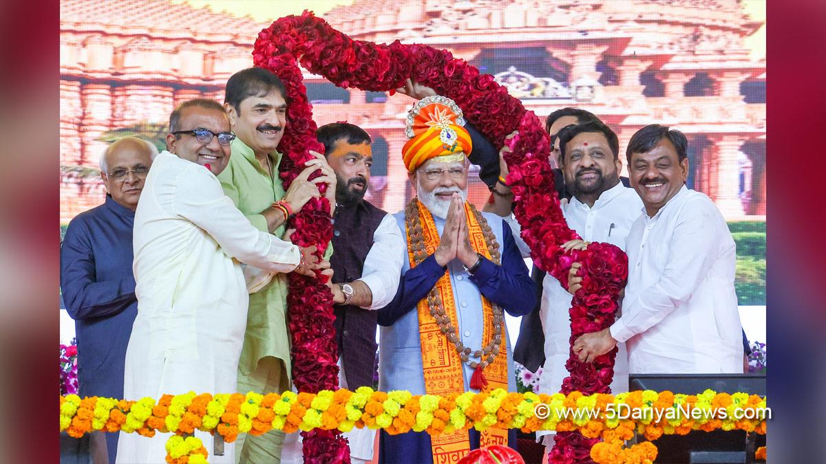 Narendra Modi, Modi, BJP, Bharatiya Janata Party, Prime Minister of India, Prime Minister, Narendra Damodardas Modi, Bhupendra Patel, Bhupendrabhai Rajnikantbhai Patel, Chief Minister of Gujarat, Somnath Swabhiman Parv, Shaurya Yatra