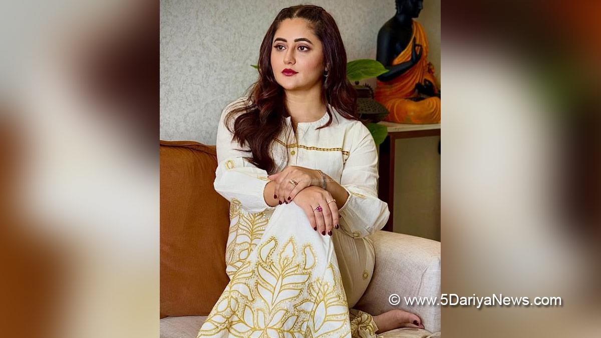 Rashami Desai, TV, Television, Entertainment, Mumbai, Actor, Actress, Mumbai News