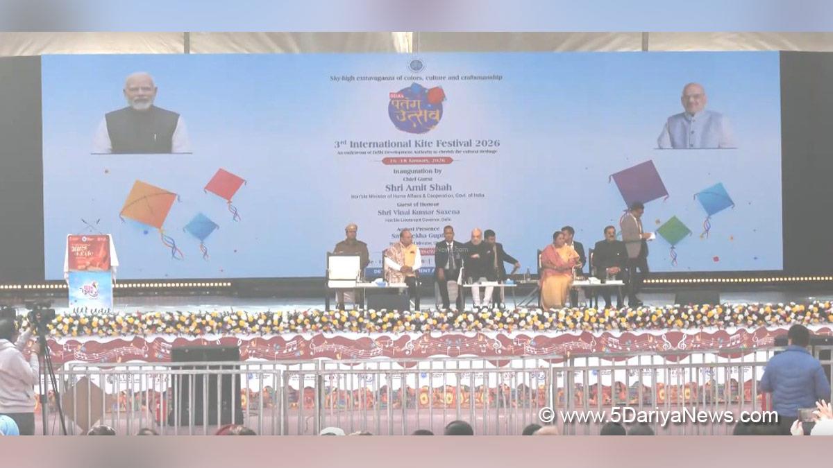 Amit Shah, Union Home Minister, BJP, Bharatiya Janata Party, Minister of Cooperation, Rekha Gupta, Vinai Kumar Saxena, International Kite Festival 2026, Ek Bharat Shreshtha Bharat