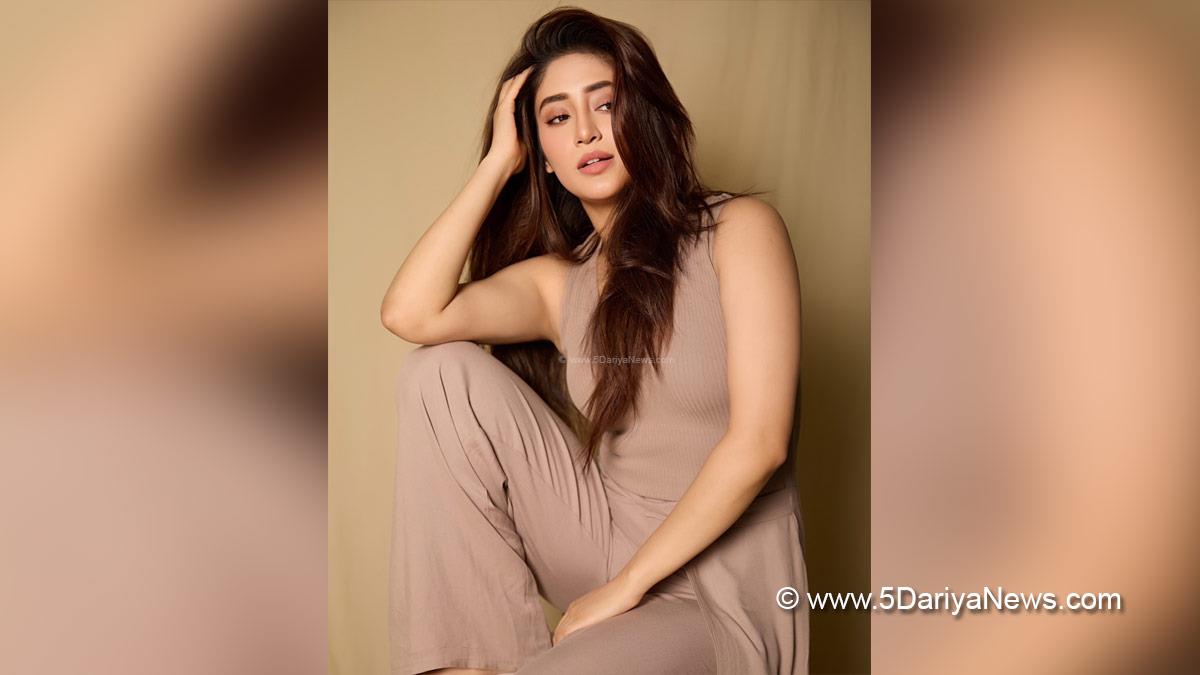 TV, Television, Entertainment, Mumbai, Actress, Mumbai News, Shivangi Joshi