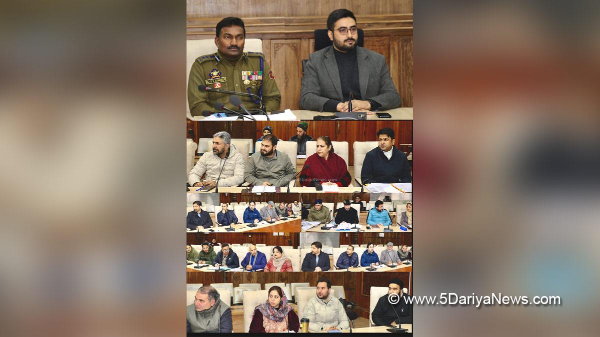 Akshay Labroo, Srinagar, Deputy Commissioner Srinagar, Kashmir, Jammu And Kashmir, District Administration Srinagar, Sandeep Chakravarthy